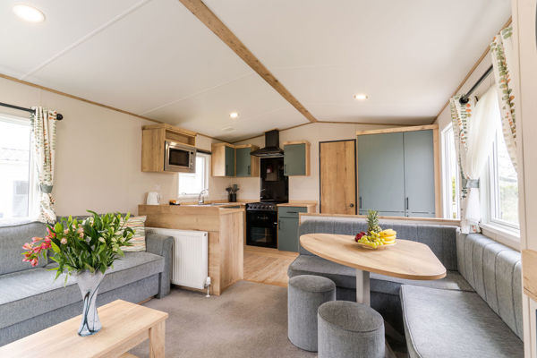 Helford 2 Bedroom - Kitchen 