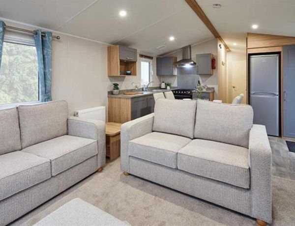 Porthleven 2 Bedroom (with Hot Tub) - Lounge/ Kitchen Area